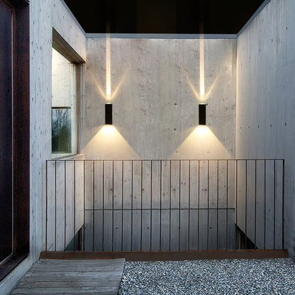 Weatherproof Bright Outdoor LED Wall Lamp