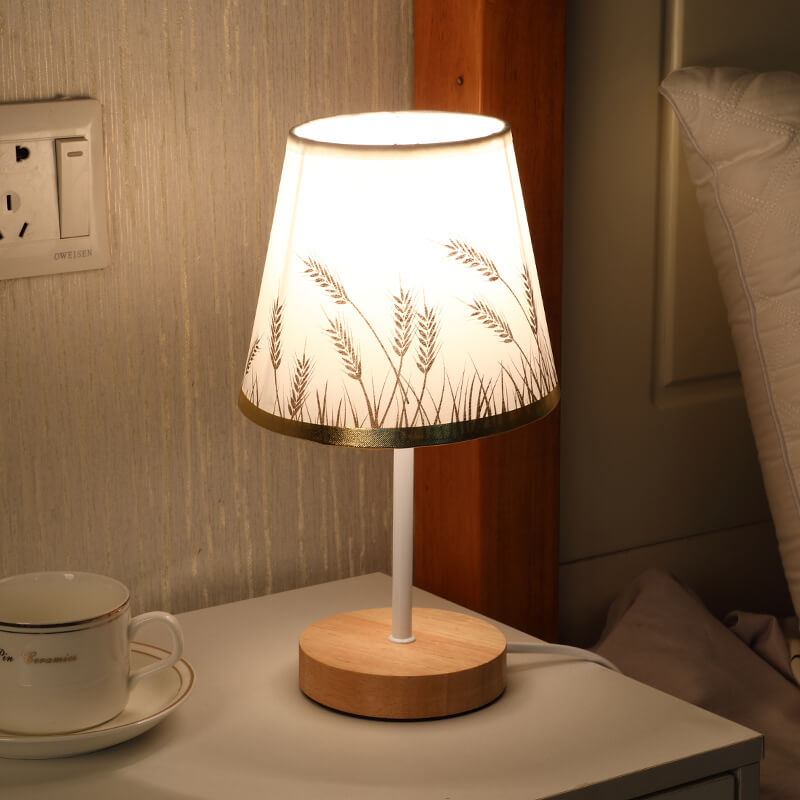 Rustic Wooden LED Desk Lamp – Classic Warm Lighting - Halri