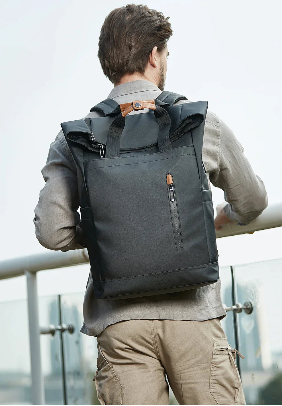 Practical Men's Travel Backpack with USB Port - Halri