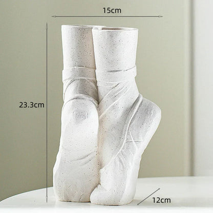 Beautiful Dance Inspired Porcelain Vase - Halri