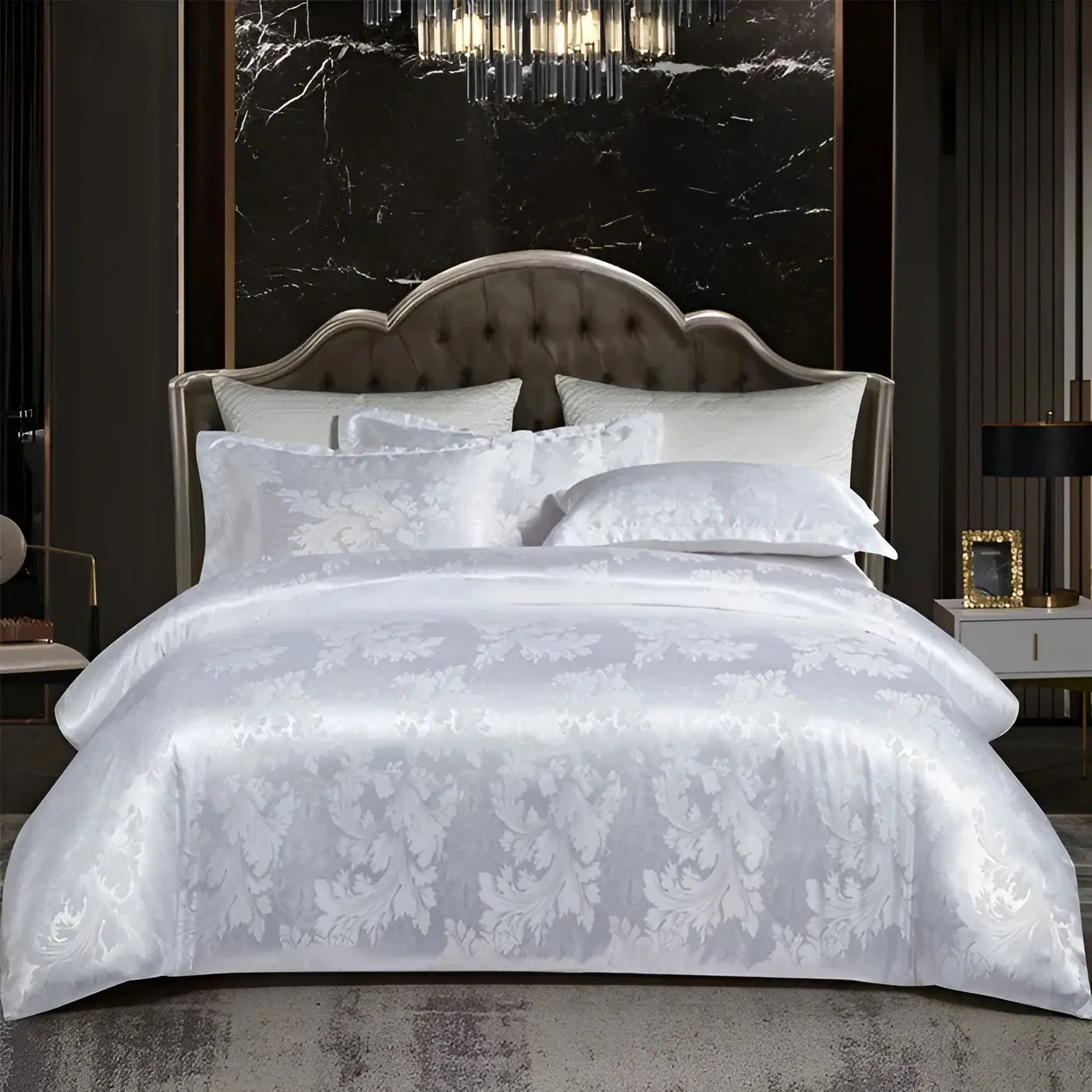 Elegant Soft Jacquard Duvet Cover for Bedroom