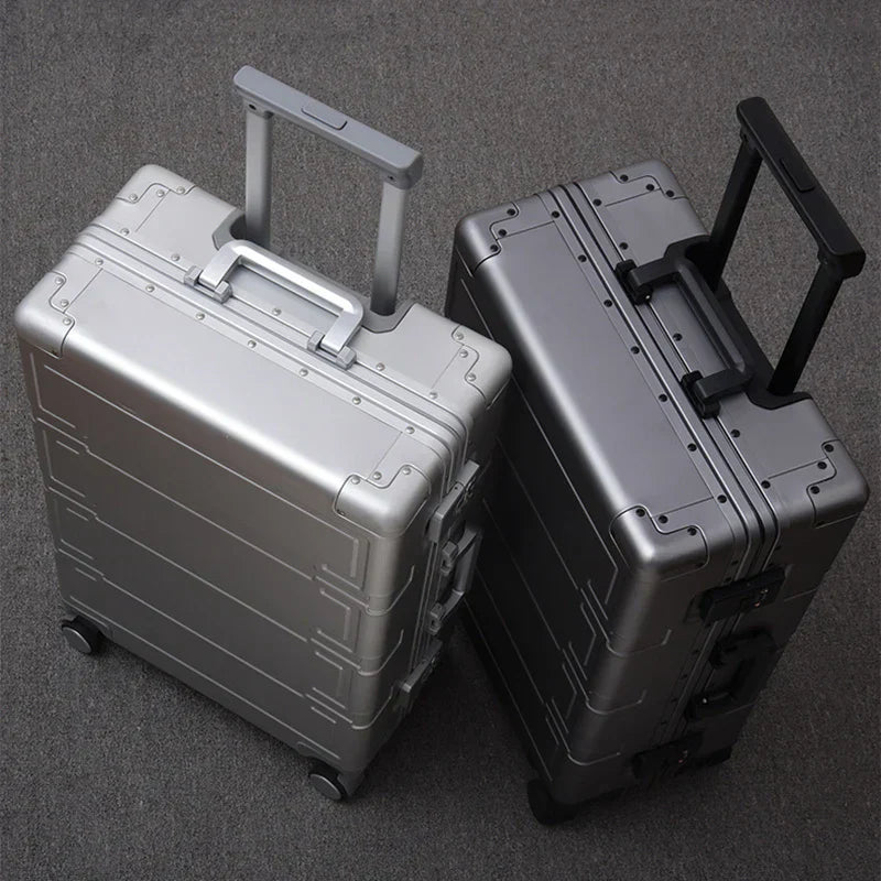 Lightweight Durable Travel Suitcase - Halri