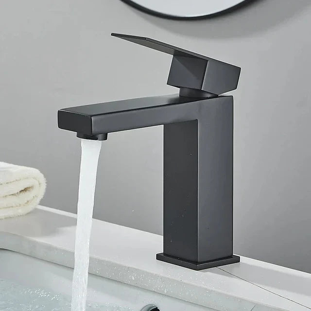 Stylish Chrome Bathroom Sink Faucet