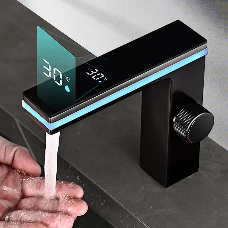 Smart LED Faucet with Touchless Digital Temperature Control