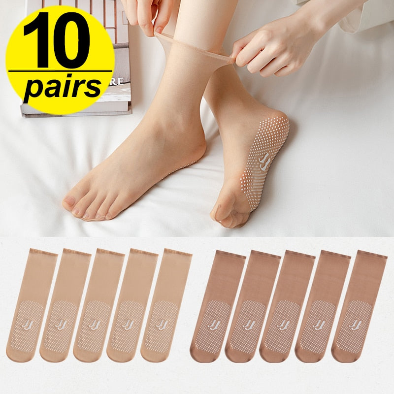 Lightweight Cool Moisture Wicking Silk Lady Socks