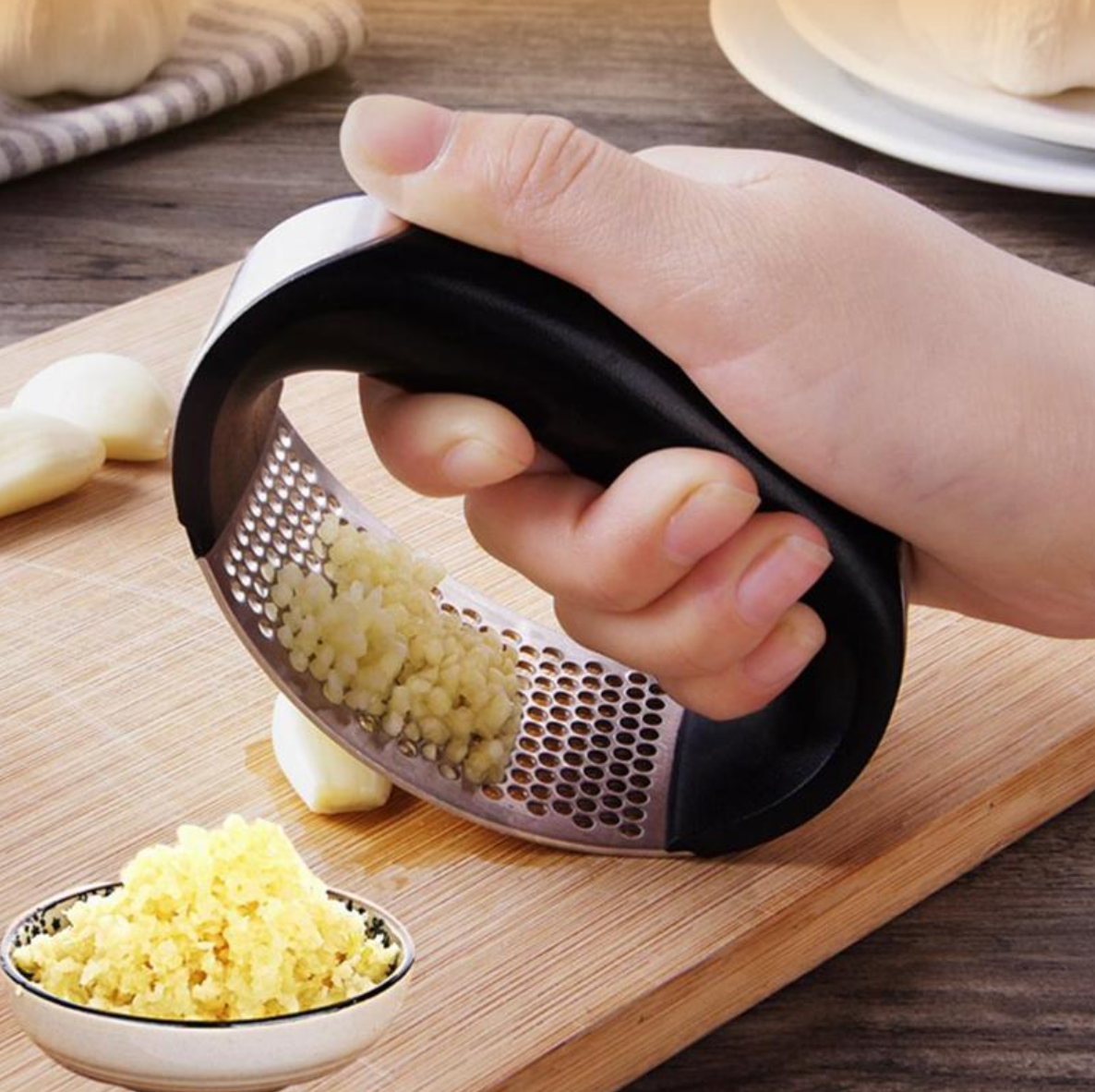 Easy Grip Stainless Steel Garlic Crusher - Halri
