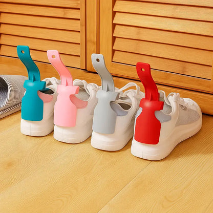 Easy Grip Shoe Horn with Clip - Halri