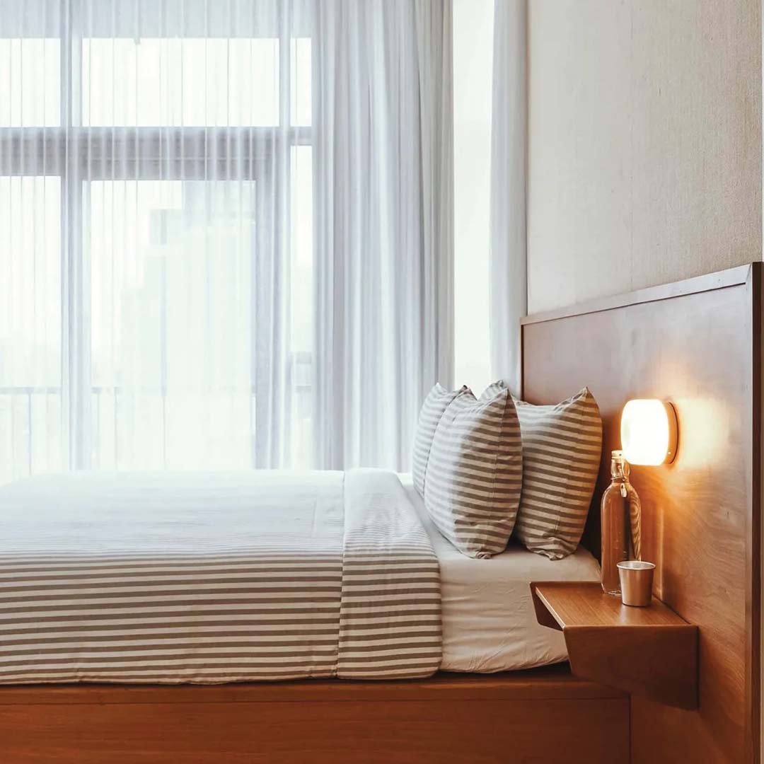 Stylish Textured Wall Lamp