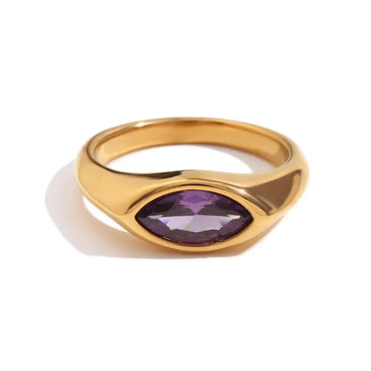 Luxury 18k Gold Oval Diamond Engagement Ring