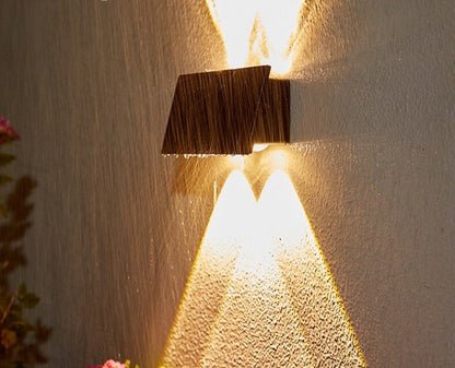 Modern Solar Powered Outdoor Wall Light - Halri