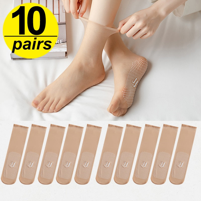 Lightweight Cool Moisture Wicking Silk Lady Socks
