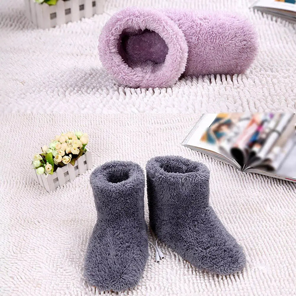 Cozy Heat Slippers for Cold Feet - Halri