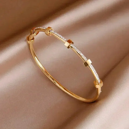Luxury Diamond Geometric Bangle Bracelet - Halri