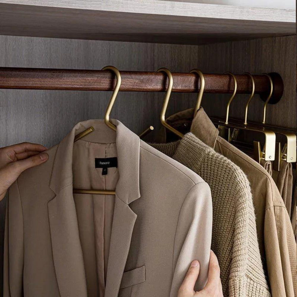 Non Slip 5 Piece Closet Hanger Set