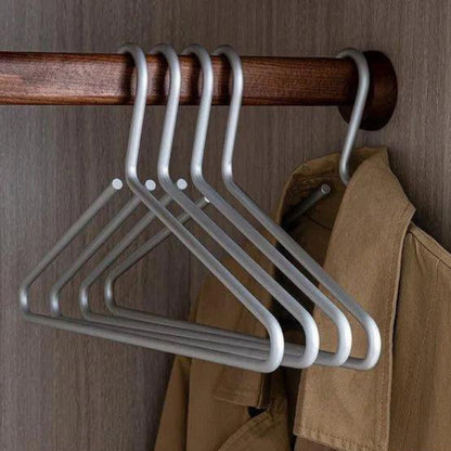 Non Slip 5 Piece Closet Hanger Set