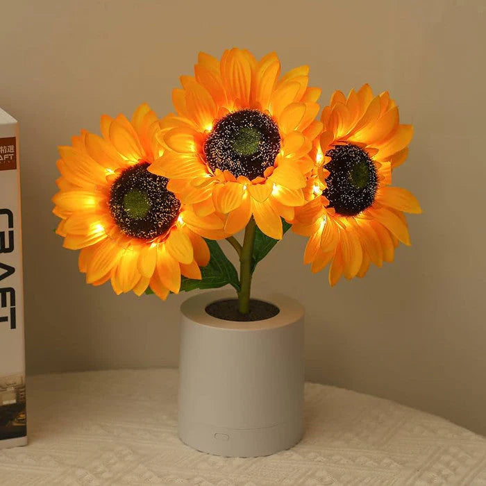 Bright Floral Desk Lamp - Halri