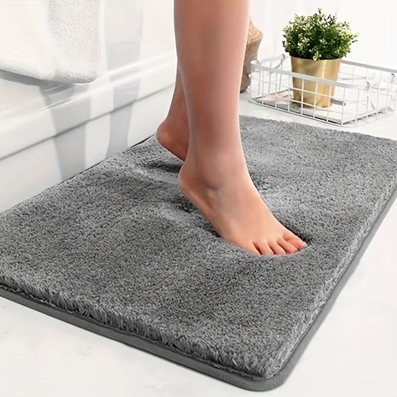 Gentle Grip Bath Mat – Plush Bathroom Rug for Extra Comfort - Halri