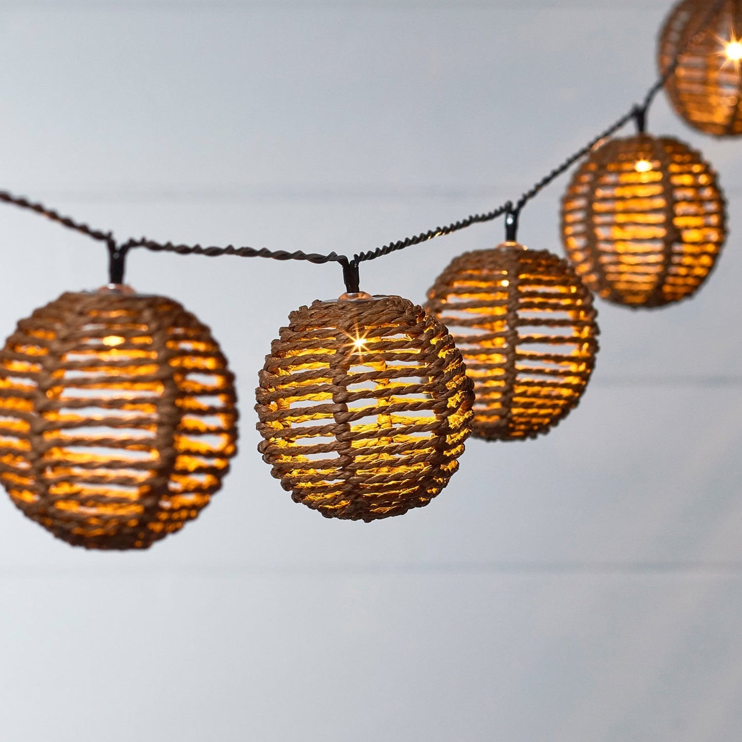 Outdoor Warm White String Lanterns with 8 Lighting Modes - Halri