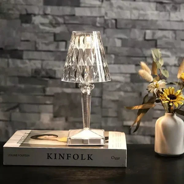 Elegant Glass Table Lamp - Halri