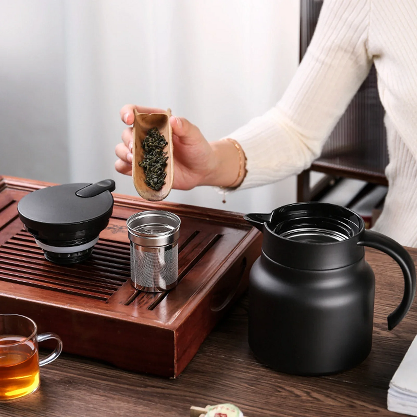 Stainless Steel Insulation Pot - Spill-Proof Thermal Jug for Hot Beverages, 800ml/1000ml, Durable Vacuum Design, Easy Pour Spout 3