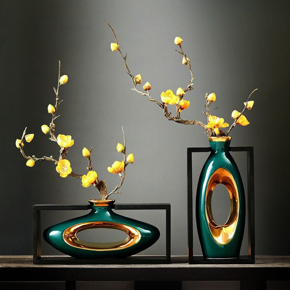 Elegant Ceramic Vase with Wood Accent for Home Decoration - Halri