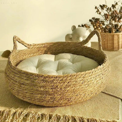 Ultra-Soft Cat Bed with Non-Slip Base – Cozy Donut Shape for Cats and Small Pets 4