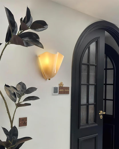 Elegant Flower Shaped Wall Lamp Soft Lighting