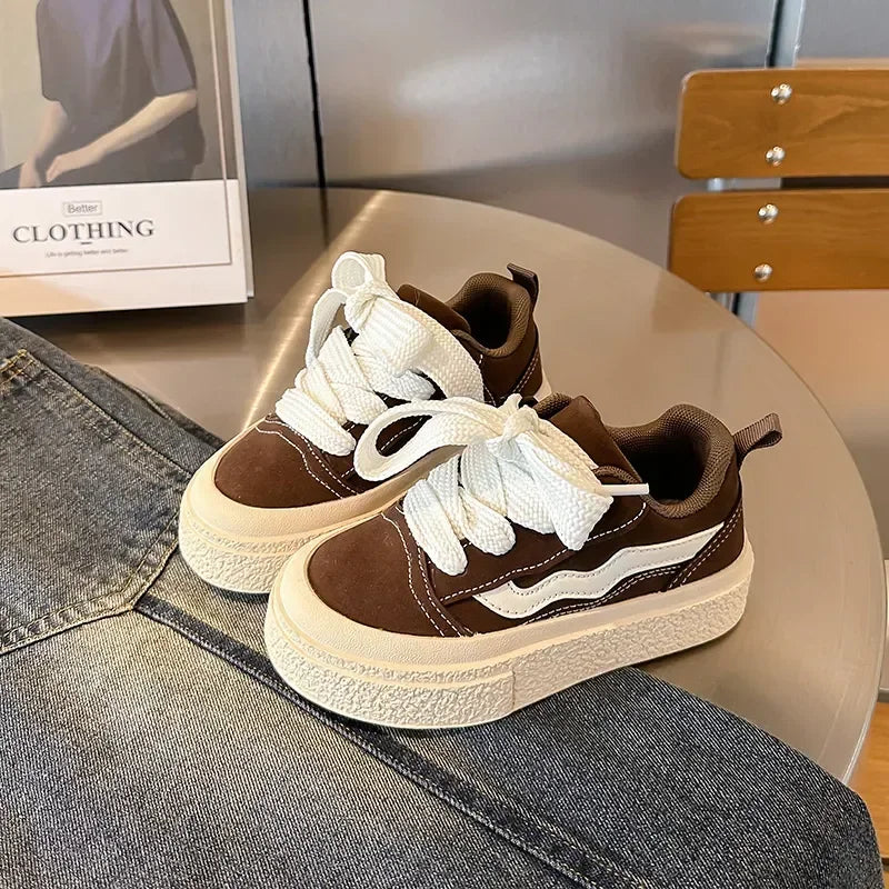 Chic Women's Lace Sneakers