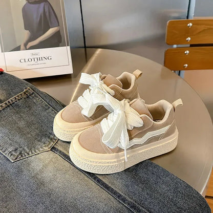 Chic Women's Lace Sneakers