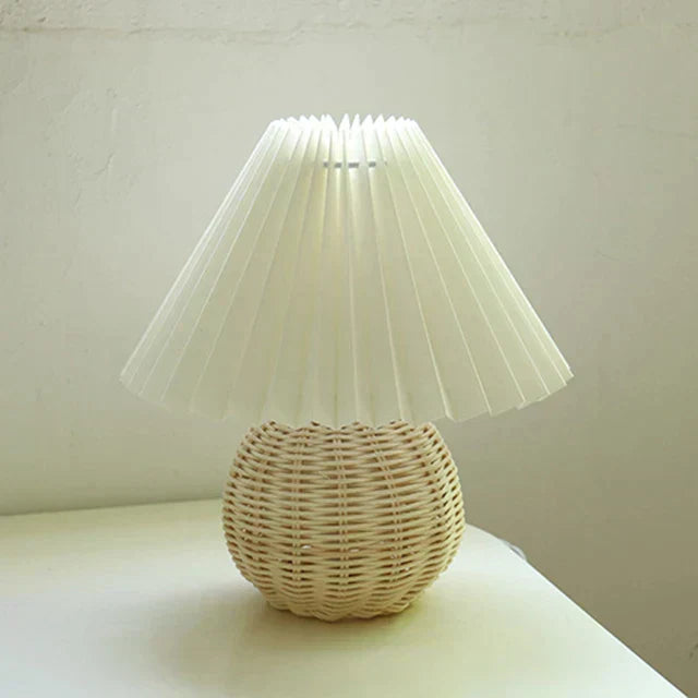 Traditional Elegant Glass Table Lamp