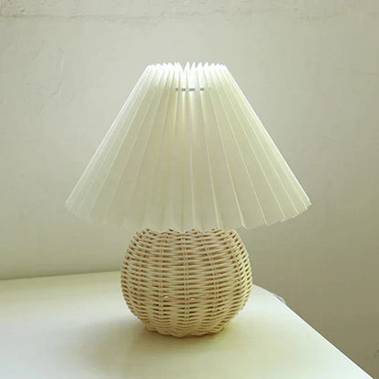 Traditional Elegant Glass Table Lamp