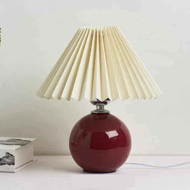Traditional Elegant Glass Table Lamp - Halri
