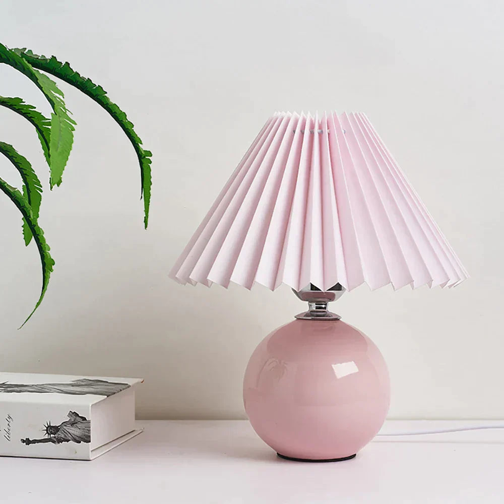 Traditional Elegant Glass Table Lamp