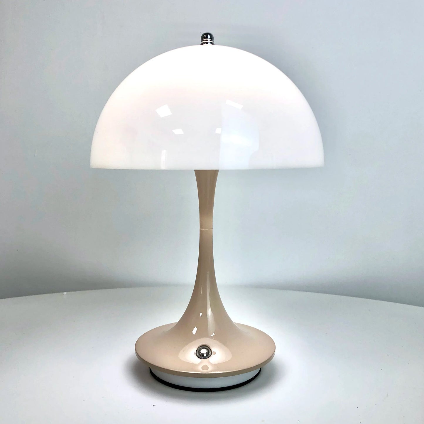Classic Dimmable Desk Lamp with Color Changing Light - Halri