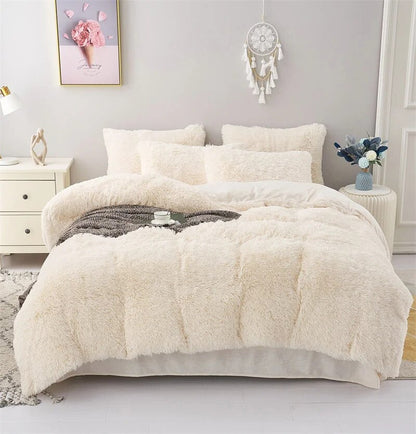 Plush Bedding Set for Ultimate Sleep Comfort