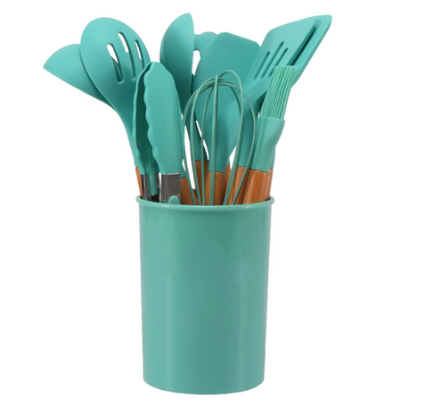 Essential Kitchen Tools for Daily Meal Preparation