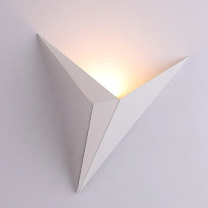 Modern Geometric Wall Lamp - Halri
