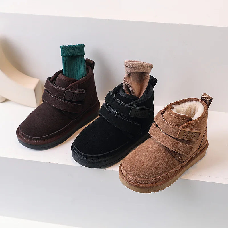 Cozy Insulated Snow Boots for Men and Women - Halri