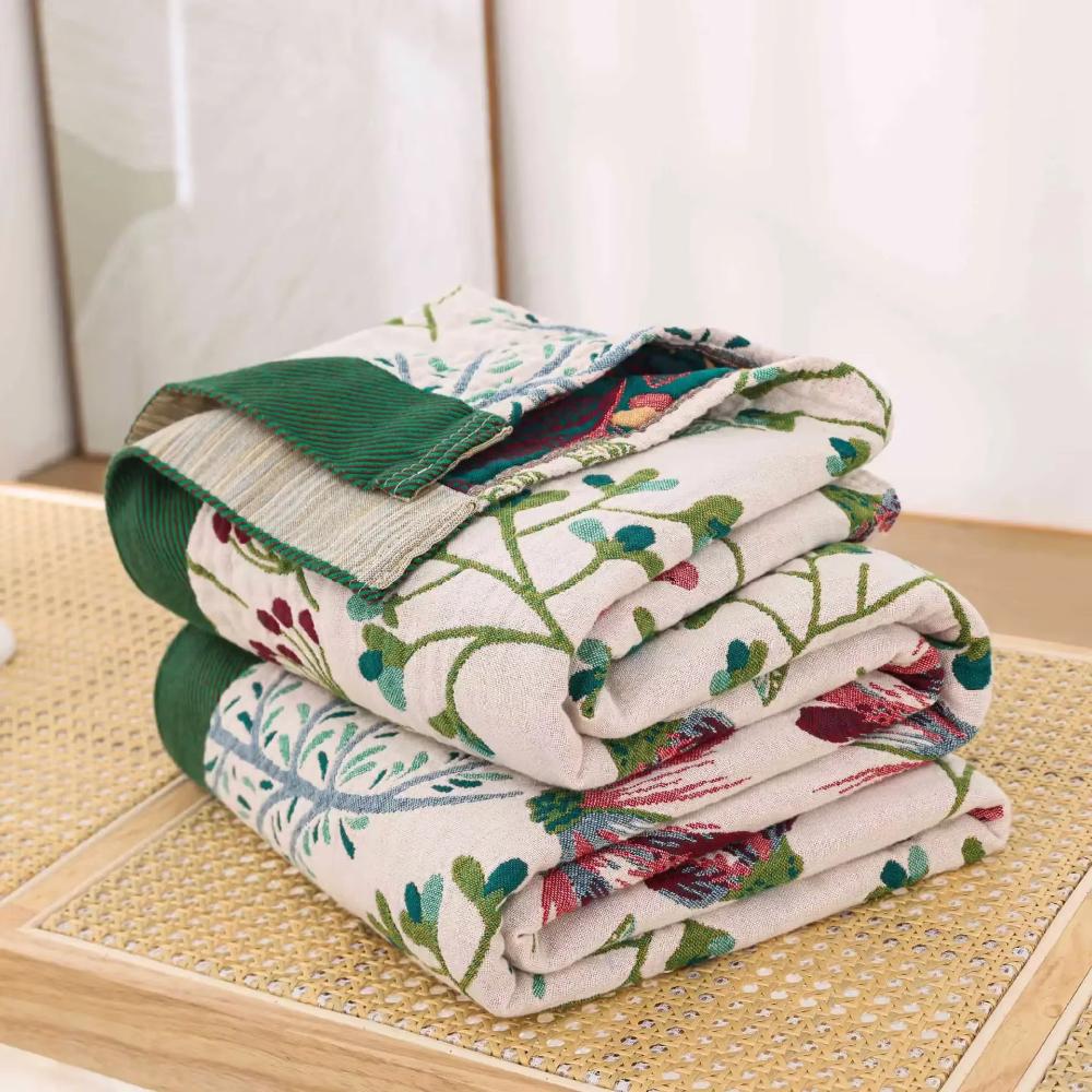 Soft Floral Throw Blanket Cozy Wildflower Pattern