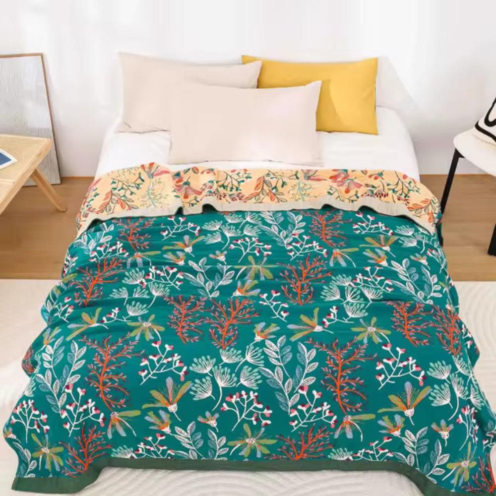 Soft Floral Throw Blanket Cozy Wildflower Pattern