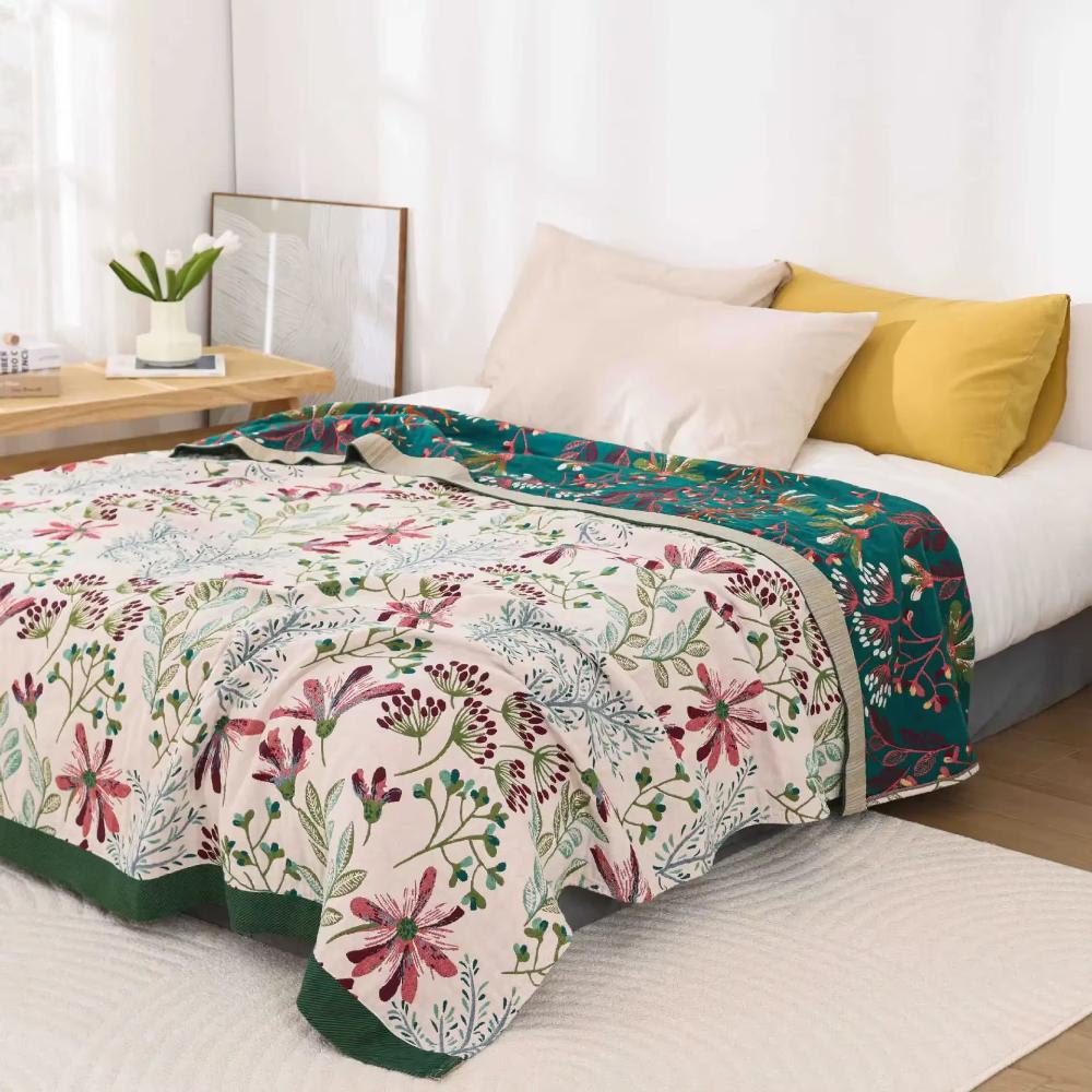 Soft Floral Throw Blanket Cozy Wildflower Pattern - Halri