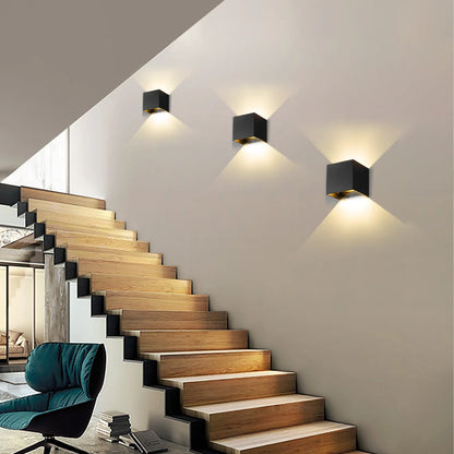 Modern Motion Sensor LED Wall Light - Halri