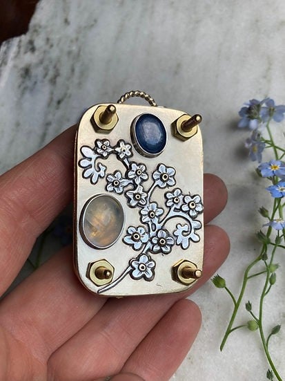 Small Floral Press Kit