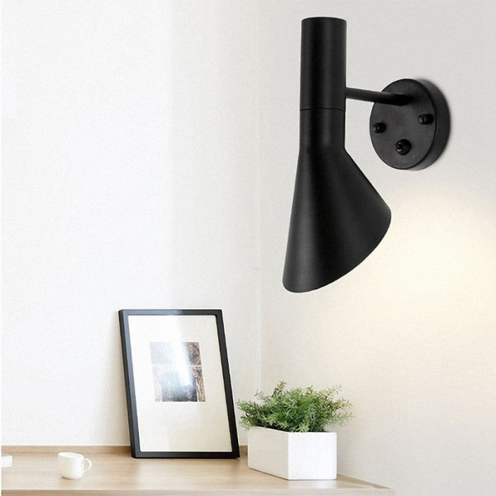 Stylish Offset Wall Lamp for Home and Bedroom - Halri