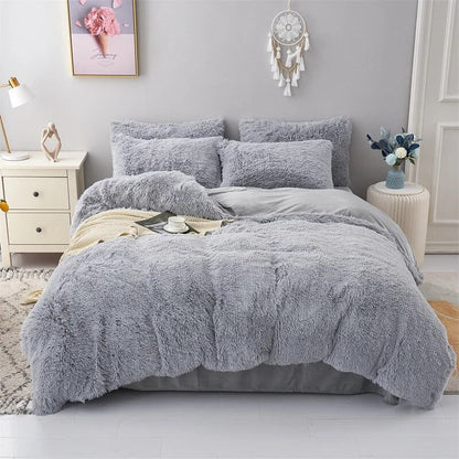 Plush Bedding Set for Ultimate Sleep Comfort