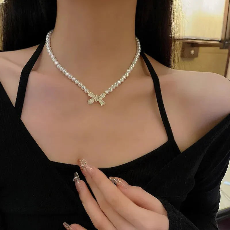 Elegant Pearl Bow Pendant Necklace - Halri