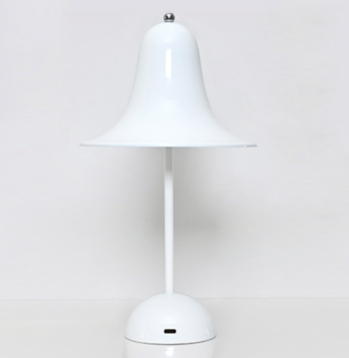 Simple Wireless Desk Lamp
