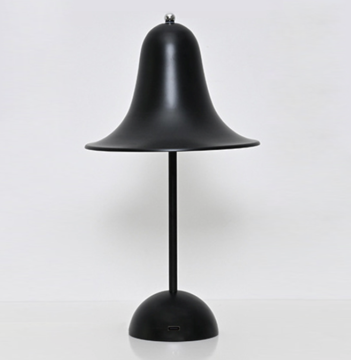 Simple Wireless Desk Lamp - Halri