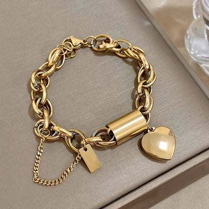 Stylish Thick Link Heart Charm Bracelet - Halri