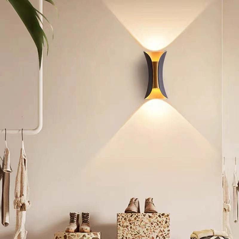 Outdoor Waterproof LED Wall Mount Light